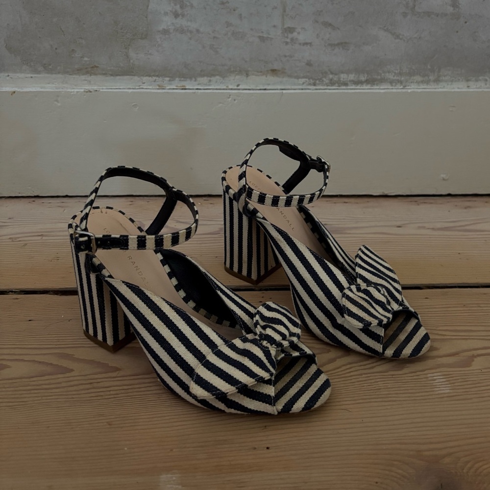 Loeffler Randall Leigh Bow Heels in Stripe - size 8.5